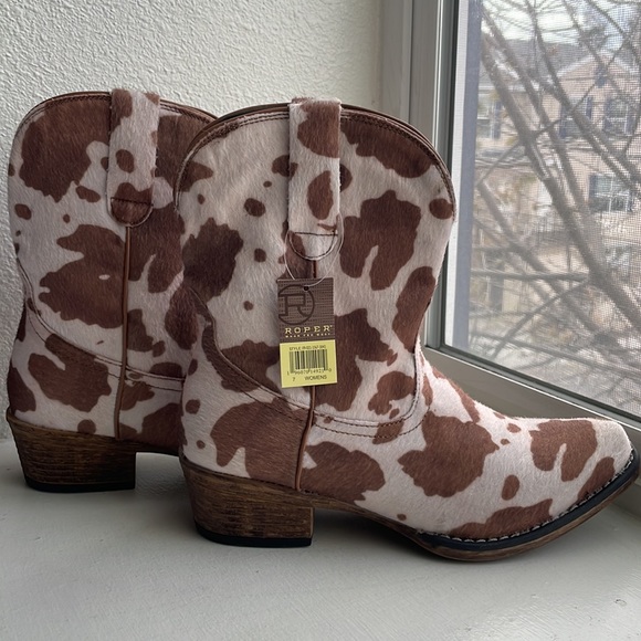 Roper cowhide pattern size 7 boots - Picture 3 of 12
